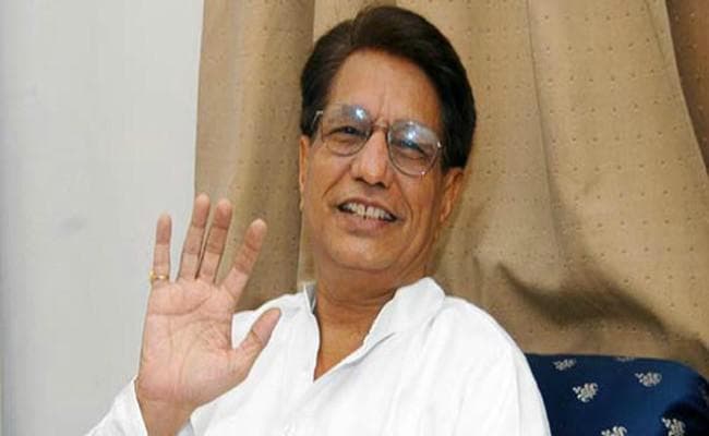 अजित सिंह ने नामांकन किया, 16.61 करोड़ रुपए की संपत्ति होने का किया ऐलान