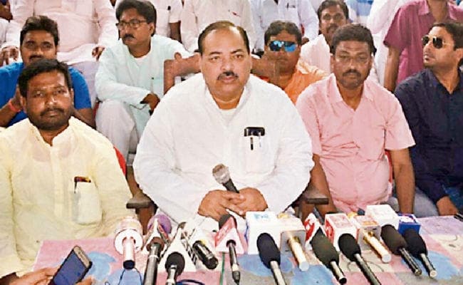 दरभंगा : …जब राजद से टिकट नहीं मिलने पर फातमी नाराज, कहा- आज मैंने सीट खोयी आगे पार्टी मुझे खो देगी