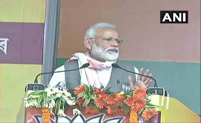 असम में बोले पीएम मोदी, कांग्रेस को कोई चाय वाला पसंद नहीं, इनकी समस्याएं 70 साल से बरकरार