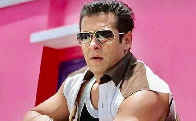 सलमान खान के नाम से हो रही थी ठगी, ”भाईजान” ने ट्विट कर लोगों को किया सावधान