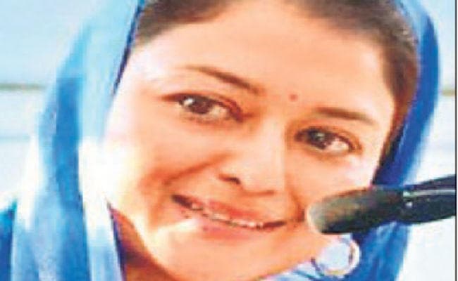 मध्य प्रदेश : गुना में सिंधिया से ज्यादा पत्नी ने किया प्रचार