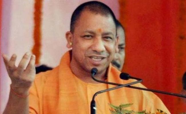 योगी आदित्यनाथ ने कहा – राहुल गांधी को सता रहा है जेल जाने का डर