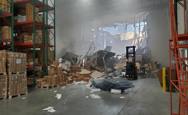 क्रैश होकर गोदाम में घुसा फाइटर प्लेन F-16, भारत-पाक तनाव के बीच चर्चा में आया था यह विमान