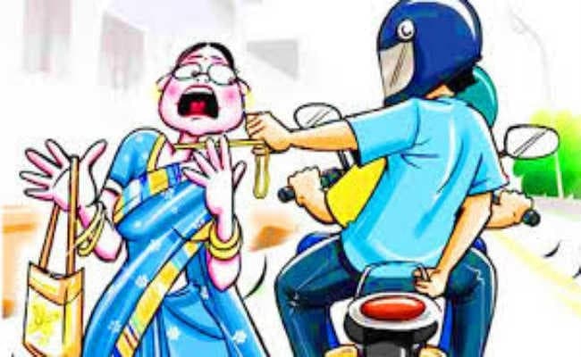 मॉर्निंग वॉक को निकली वृद्धा से चेन स्नैचिंग