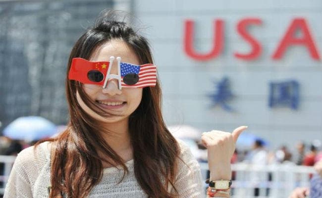 Trade War की वजह से 2003 के बाद फर्स्ट टाइम घटी अमेरिका जाने वाले चाइनीज टूरिस्टों की संख्या Trade War की वजह से 2003 के बाद फर्स्ट टाइम घटी अमेरिका जाने वाले चाइनीज टूरिस्टों की संख्या