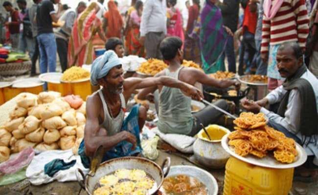 लाखों में बिकता है महानगर का फुटपाथ