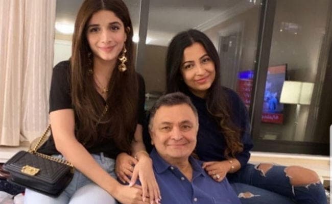 ऋषि कपूर से मिलने न्यूयॉर्क पहुंची पाक एक्ट्रेस मावरा होकेन, अभिनेता ने खुद किया खुलासा