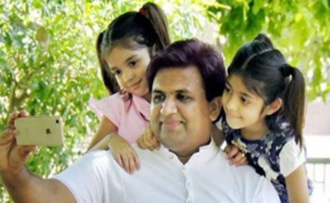 मेघालय, पंजाब और मेवात से चुनी गयी तीन ‘बेस्ट सेल्फी विद डॉटर”, बुधवार को प्रणब मुखर्जी देंगे सम्मान