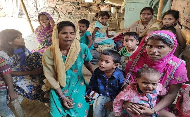 पिता ने ढाई वर्षीय बेटे का गला रेता, दूसरे बेटे को भी काटने के लिए बिस्तर से उठा रहा आरोपित, तभी…