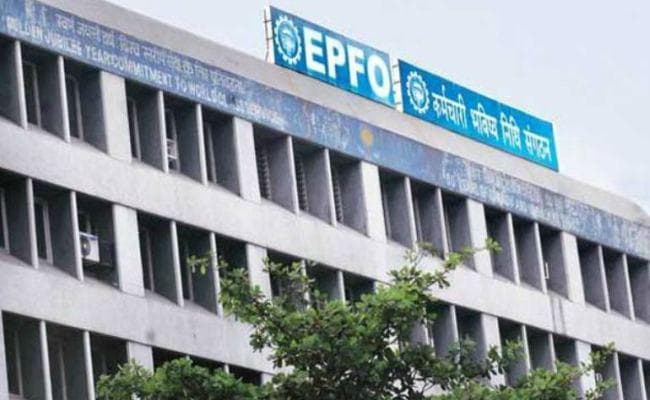 PF पर 8.65 प्रतिशत ब्याज देने के फैसले पर अड़ा EPFO, कर्मचारियों को होगा फायदा