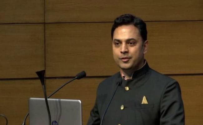 मुख्य आर्थिक सलाहकार के वी सुब्रमण्यम ने कहा, राजकोषीय घाटे पर समय के साथ लगाम कसने की जरूरत