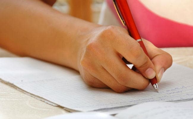 बिहार: चले थे दारोगा बनने, रोल नंबर भी सही नहीं भर पाये, सैकड़ों अभ्यर्थी हो गये फेल
