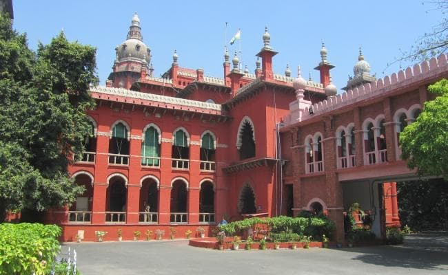 जरूरत से अधिक योग्य महिला को नहीं मिली नौकरी, हाई कोर्ट ने आवेदन खारिज किया, जानें पूरा मामला