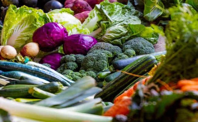 बारिश ने हरी सब्जियों की कीमतों में लगायी आग
