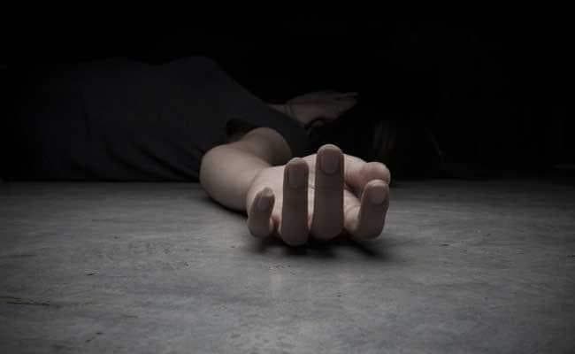 नवयुवती का शव मिला, दुष्कर्म व हत्या की आशंका