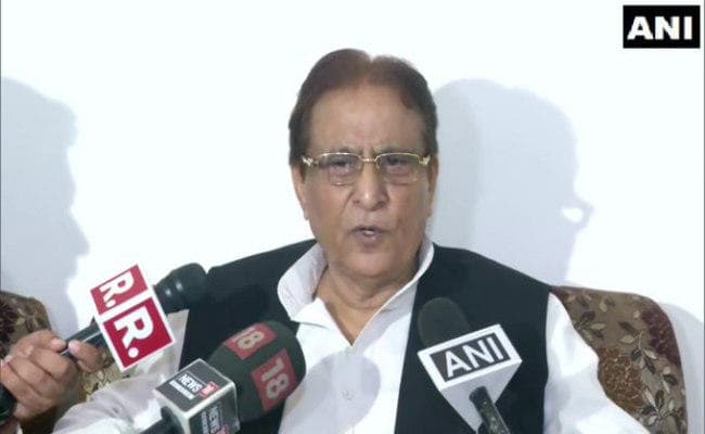 यूपी सरकार ने सपा सांसद आजम खान को घोषित किया भू-माफिया, 10 दिन में 23 मुकदमे दर्ज