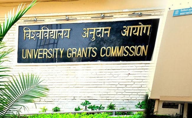 बहुत जल्द एक ही विश्वविद्यालय से एक साथ ले सकेंगे एक से अधिक डिग्रियां