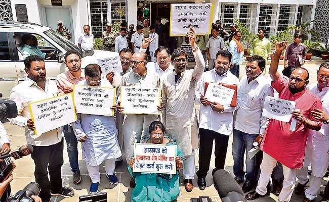 विस सत्र: 3908 करोड़ का अनुपूरक बजट पास, झामुमो ने किया बहिष्कार, मंत्री ने कहा, 2024 तक कोई बिना घर के नहीं रहेगा