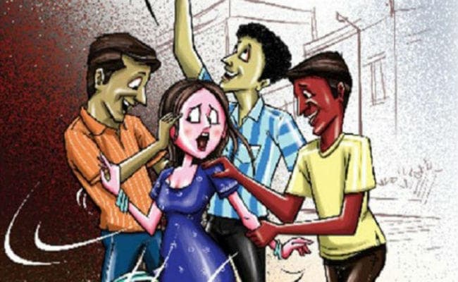 मनेर में छेड़खानी को लेकर दो गांवों के बीच भिड़ंत, रोड़ेबाजी व फायरिंग