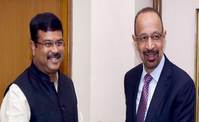 भारत ने सऊदी अरब के पेट्रोलियम मंत्री से की क्रूड ऑयल के दाम को उचित स्तर पर रखने की मांग