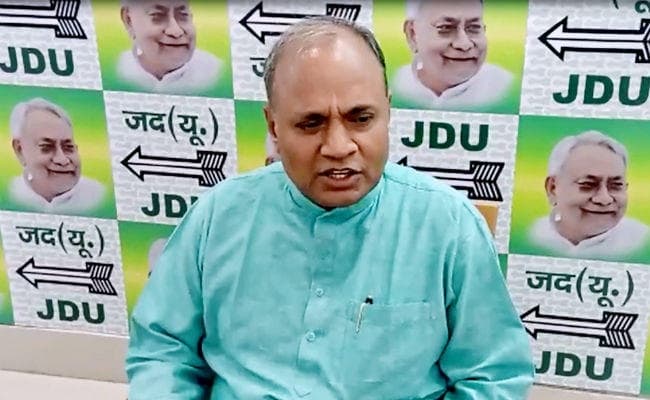 Bengal Chunav: बंगाल में संकट में घिरा जदयू, पहले चरण के लिए उतारे चार में तीन उम्मीदवारों का नामांकन हुआ रद्द