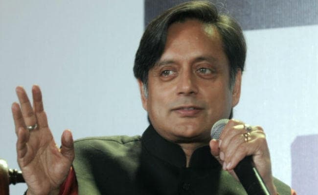 शशि थरूर के खिलाफ ‘हिंदू पाकिस्तान” बयान को लेकर गिरफ्तारी वारंट जारी