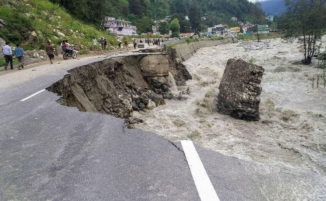 हिमाचल प्रदेश में बारिश संबंधी घटनाओं में 18 व्यक्तियों की मौत