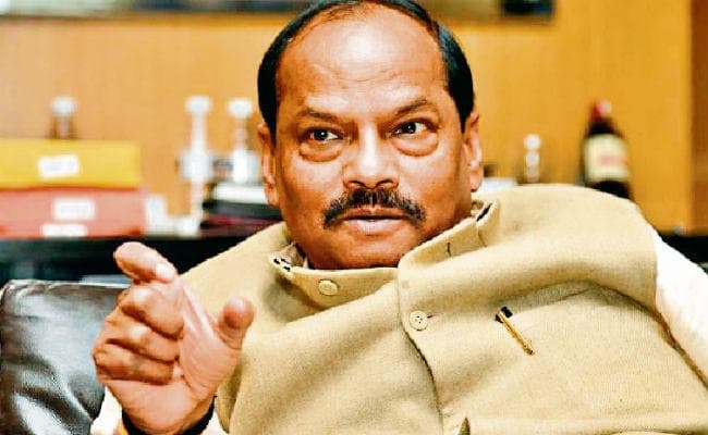 पीएम मोदी के साथ बैठक कल, आज दिल्ली जायेंगे सीएम रघुवर दास