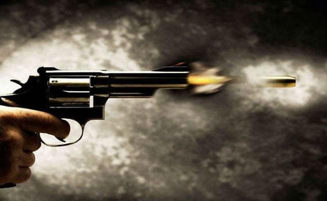 समस्तीपुर : घर में घुसकर खाना खा रहे वृद्ध को अपराधियों ने मारी गोली, फिर…