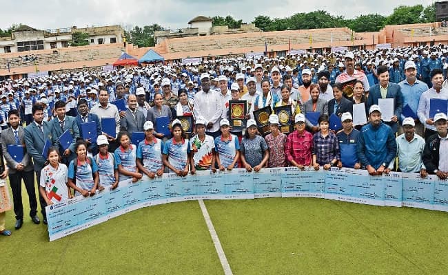 ओलिंपियन, द्रोणाचार्य अवार्डी सहित 13 खिलाड़ी सम्मानित