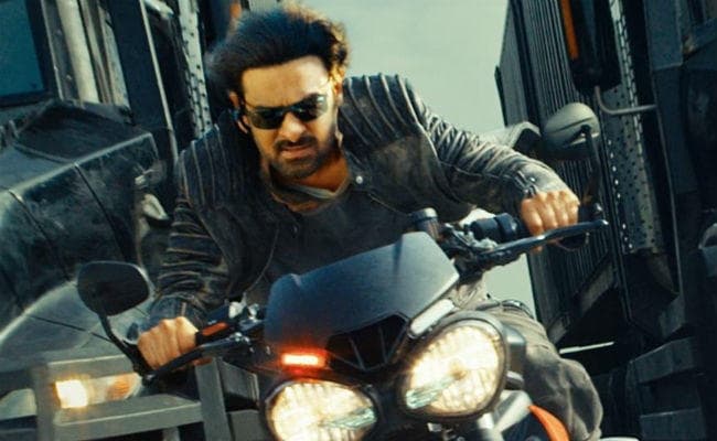 Saaho Box Office Collection Day 2: फिल्म की कमाई ने तोड़े कई रिकॉर्ड, लेकिन ”बाहुबली” से रह गयी पीछे
