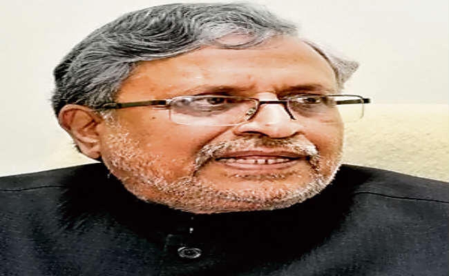 पर्यावरण संरक्षण को जीवन शैली का हिस्सा बनाना होगा