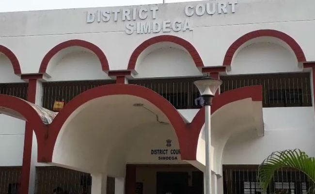 सिमडेगा : पारा शिक्षक हत्याकांड मामले में एक और आरोपी को आजीवन कारावास की सजा