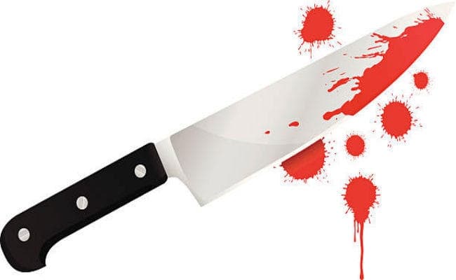 OMG! बलात्कार मामले में जज के सजा सुनाते ही दोषी ने काटी गर्दन