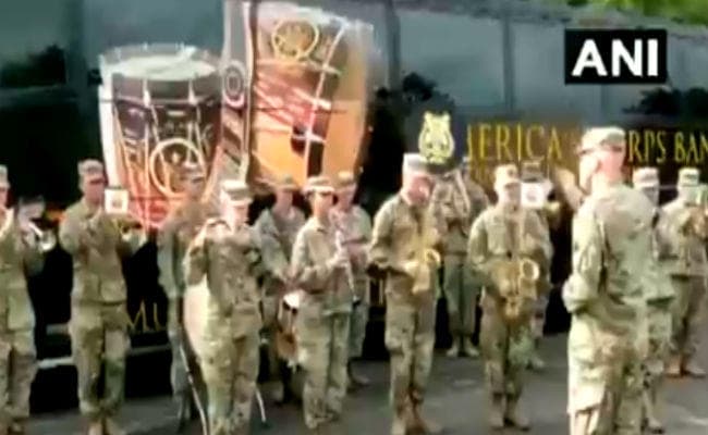 देखें VIDEO: अमेरिकी सैनिकों ने बजाई भारतीय राष्ट्रगान ”जन-गण-मन” की धुन