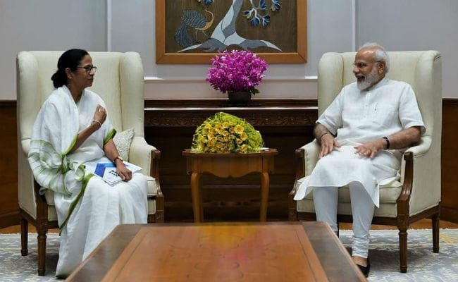 मोदी-शाह से मिलीं ममता बनर्जी: विजयवर्गीय ने कहा- अब आया ऊंट पहाड़ के नीचे