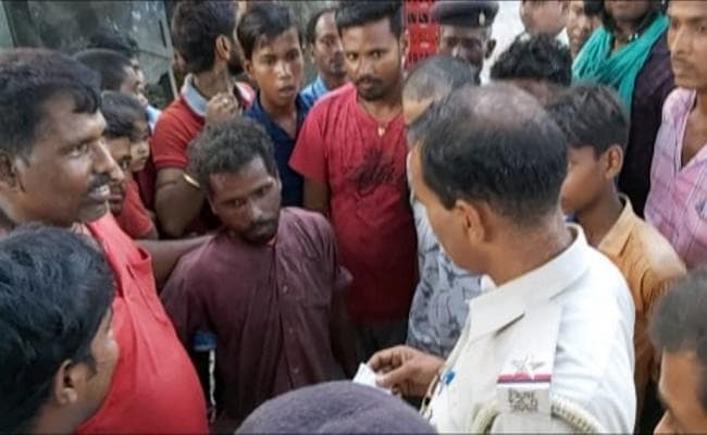 बिहार में फिर मॉब लिंचिंग : छेड़खानी के आरोप में भीड़ ने विक्षिप्त युवक को जमकर पीटा, वीडियो वायरल