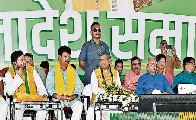 झाविमो का समागम : जनादेश के लिए घर-घर पहुंचने का किया आह्वान, बाबूलाल ने कहा…..