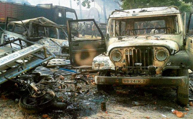 भारत बंद के दौरान पश्चिम बंगाल में जमकर हुआ बवाल, प्रदर्शनकारियों ने पुलिस की 10 गाड़ियां फूंकीं