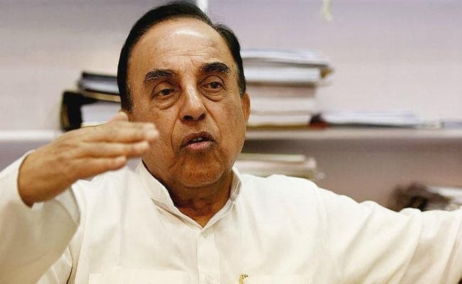 सुब्रमण्यम स्वामी की अजीबोगरीब सलाह, बोले- नोट पर छापें लक्ष्मी की फोटो तो रुपये में होगा सुधार