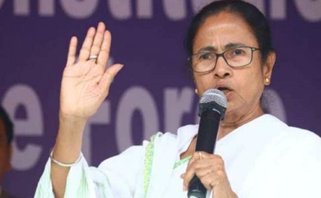 दिल्ली में भाजपा की हार से ममता बनर्जी खुश, कहा- बंगाल में भी दिया जाएगा करारा जवाब