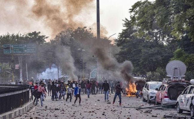 UP : प्रदर्शन के दौरान संपत्ति को नुकसान पहुंचाने पर 21 लाख जमा करने का नोटिस