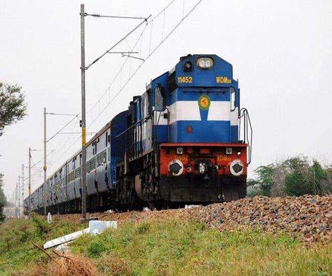 होली पर बिहार कैसे आयेंगे अपने, ट्रेन और बस की सीटें फुल, आसमान छूने लगा विमानों का किराया
