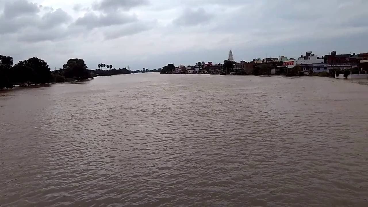 गंगा के जल स्तर में वृद्धि, कर्मनाशा नदी में बढ़ा दबाव