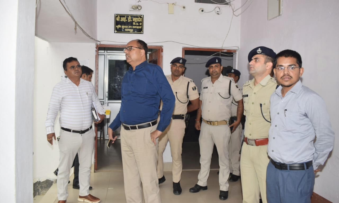 पटना में रिश्वत लेकर जमीन विवाद का होता था फैसला, गिरफ्तार कंप्यूटर ऑपरेटर ने DCLR की बढ़ायी मुश्किलें