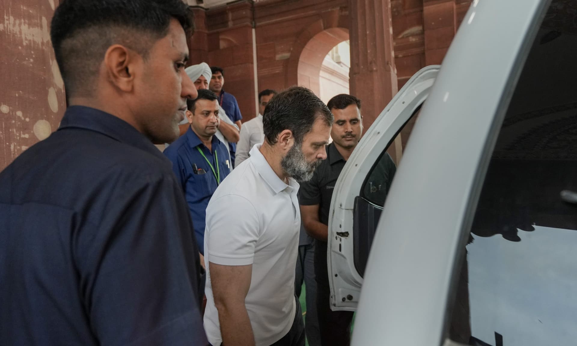 ‘हर कीमत चुकाने को तैयार’, आयी कांग्रेस नेता राहुल गांधी की पहली प्रतिक्रिया