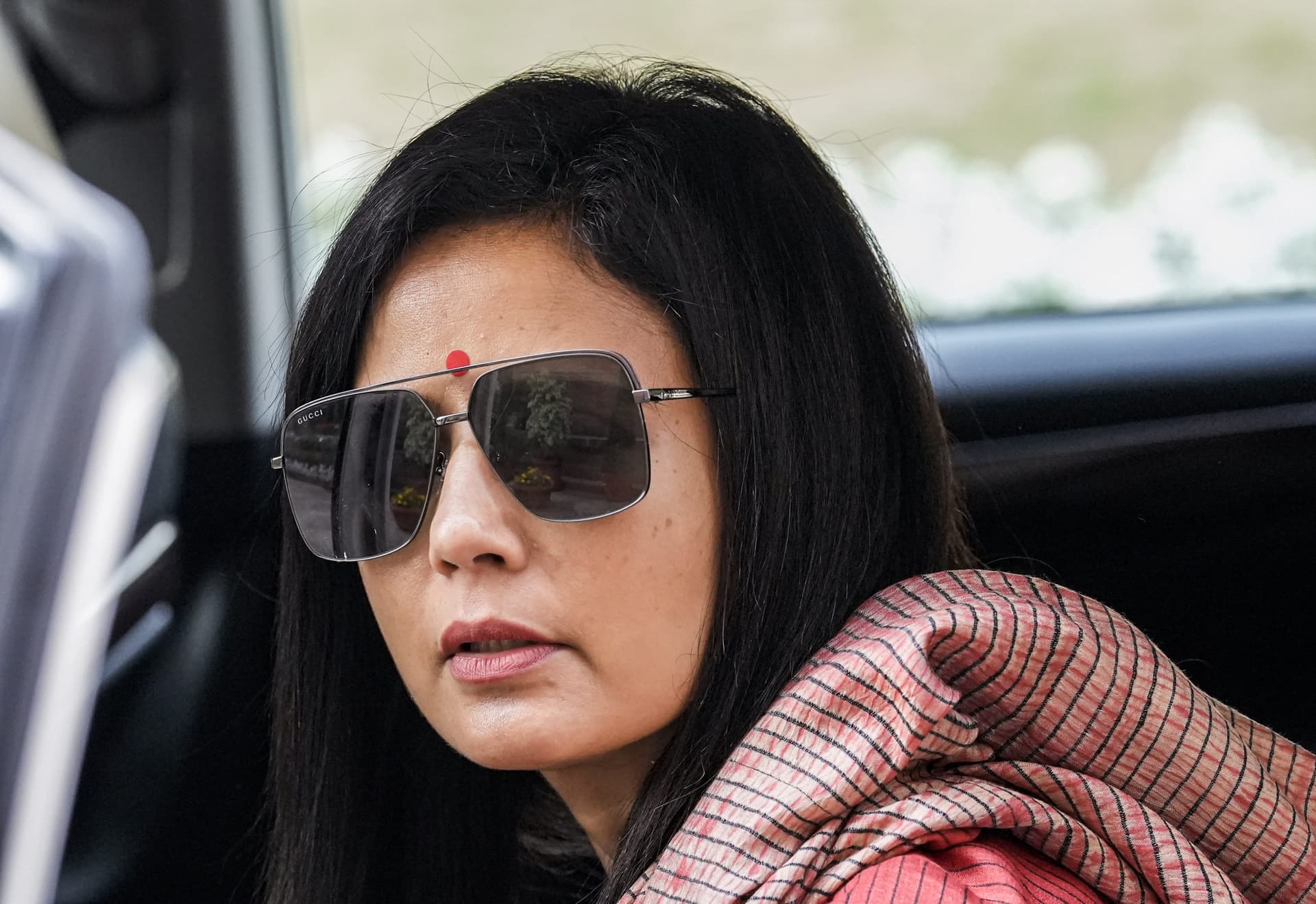 महुआ मोइत्रा ने किसके साथ शेयर किया था लॉगइन आईडी और पासवर्ड ? जानें खास इंटरव्यू में क्या कहा
