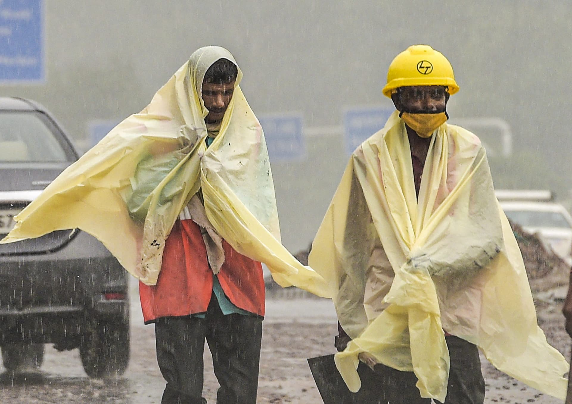 Weather Forecast Sunday : दिल्ली का बदलेगा मौसम, झारखंड-बिहार में होगी भारी बारिश, जानें अपने इलाके हाल
