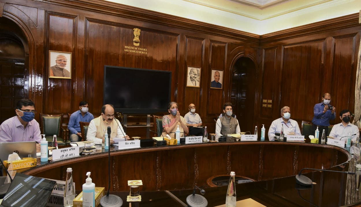 ‘भारत की संचित निधि से राज्यों को नहीं किया जा सकता मुआवजे का भुगतान, जीएसटी कलेक्शन में 2.35 लाख करोड़ रुपये की आयी है कमी’