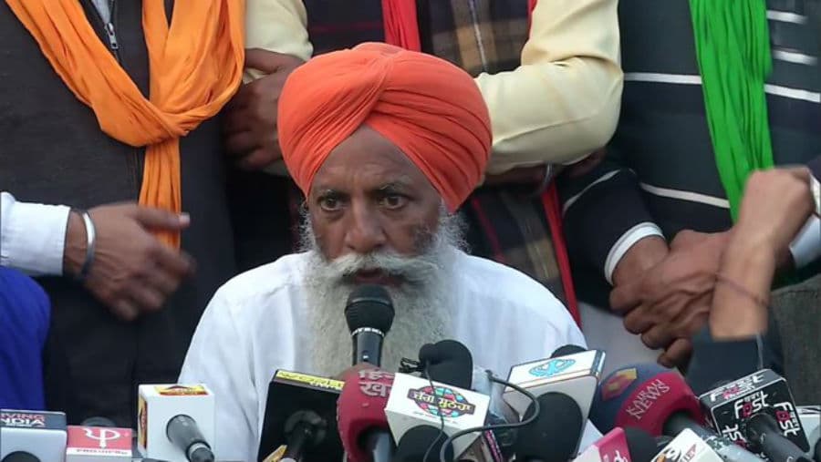दिल्ली में डटे किसानों ने मोदी सरकार पर लगाया गंभीर आरोप, देश में कॉरपोरेट्स के लिए कानून बनते हैं और…